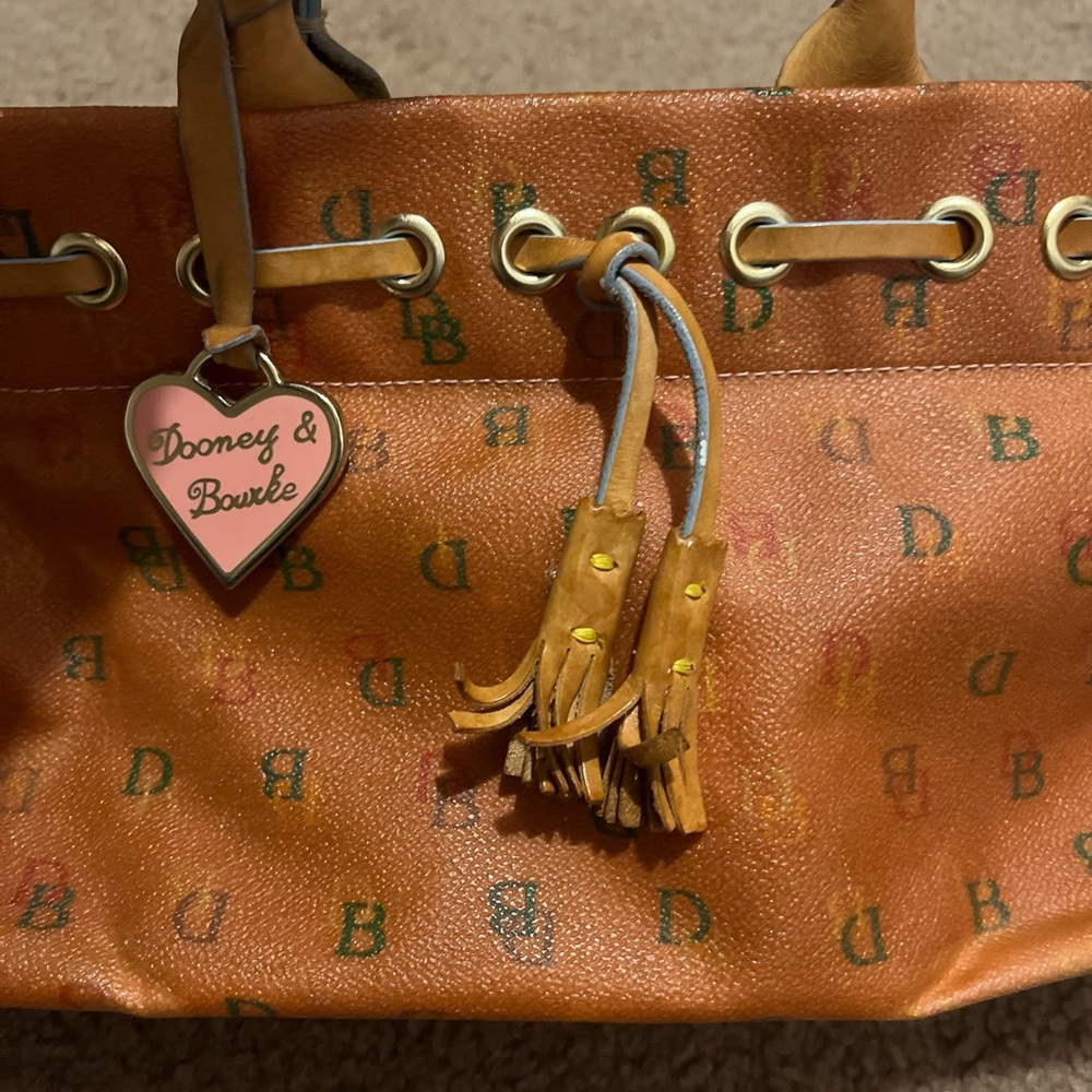 Dooney & Bourke Vintage Y2K Pink Leather Tote Bag - Picture 6 of 16